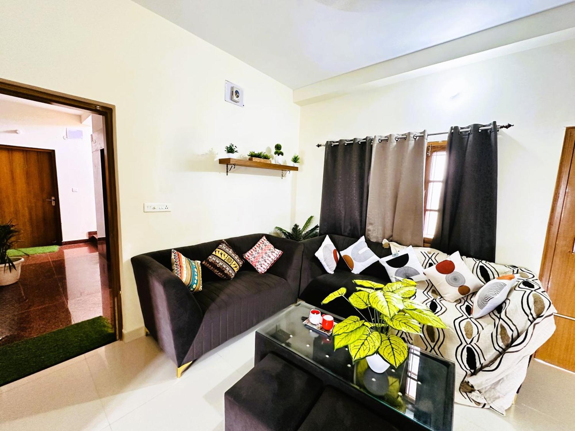 Zoomstay - 3Bhk Apartments Waranasi Zewnętrze zdjęcie